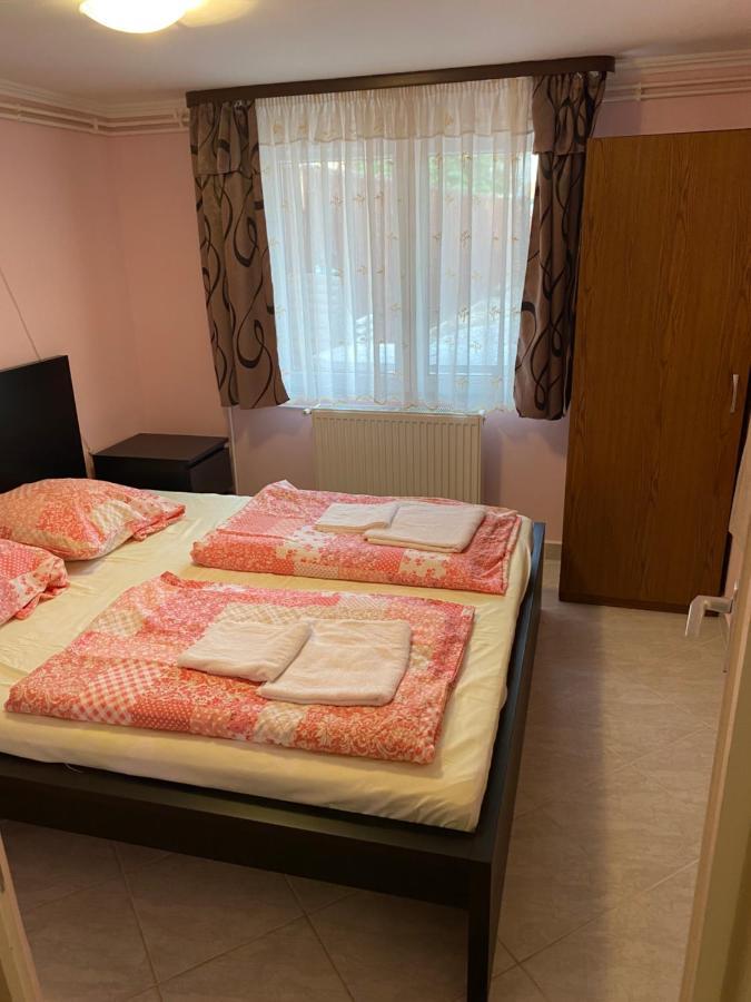 Sweet Home Apartman Hajduszoboszlo Exterior photo