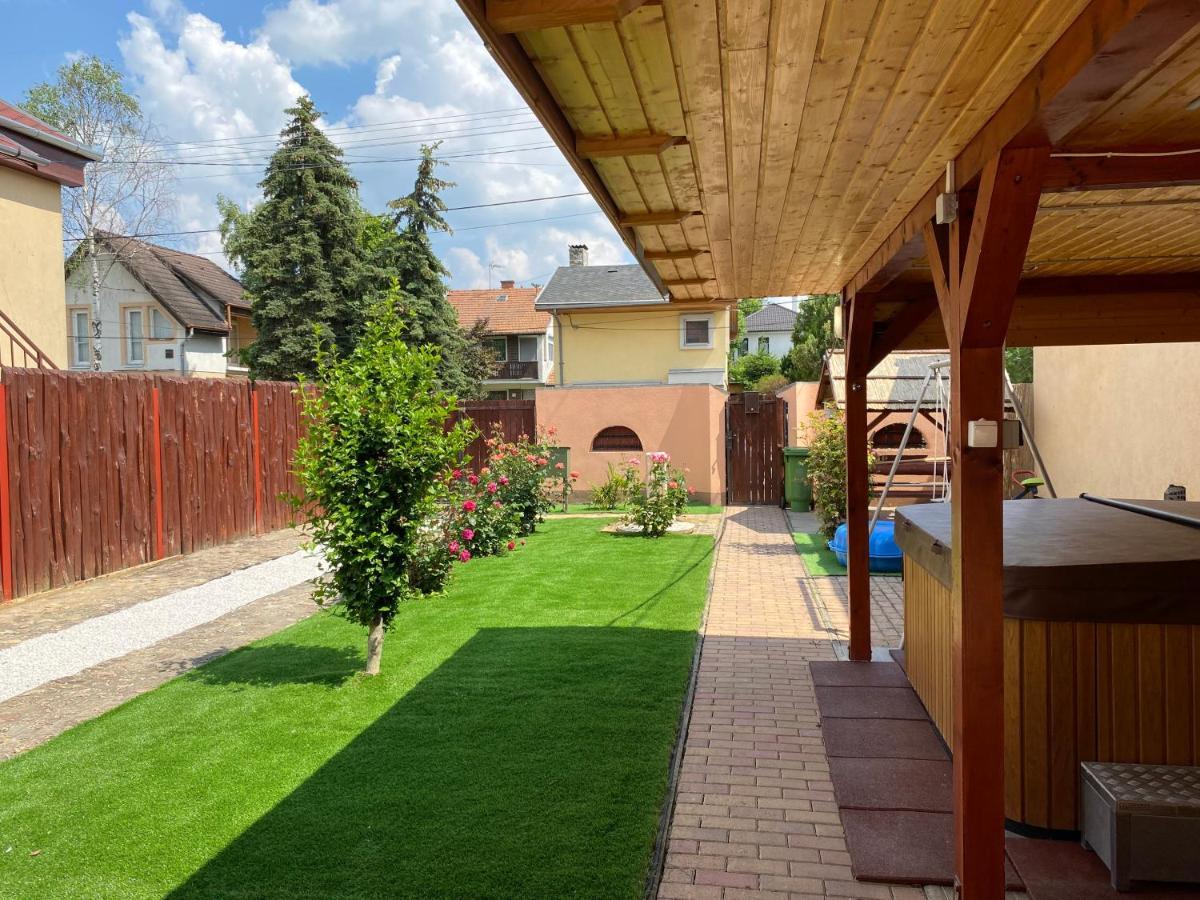 Sweet Home Apartman Hajduszoboszlo Exterior photo